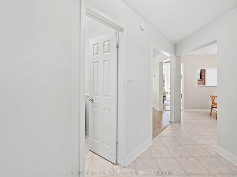 27 Ramblewood Lane, Vaughan, ON, L4J 6R8 - 6