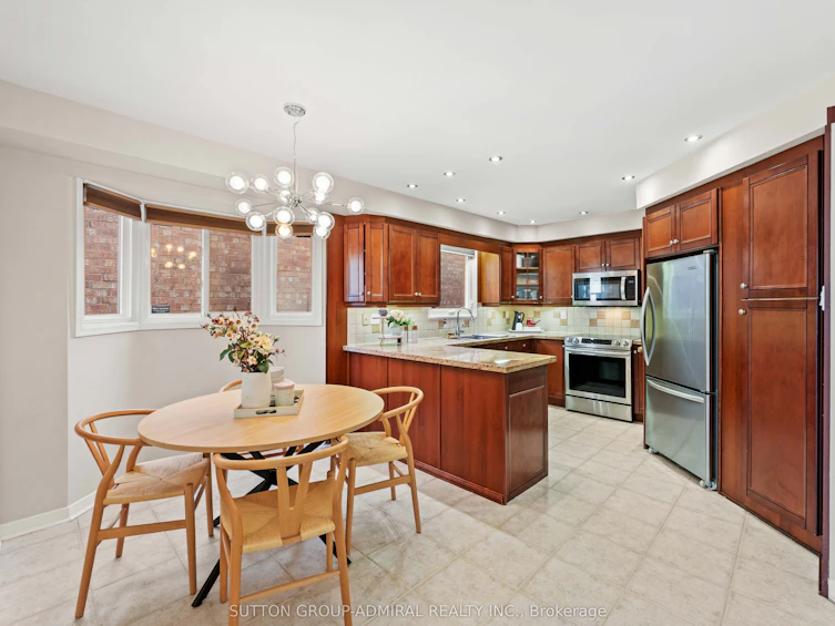 27 Ramblewood Lane, Vaughan, ON, L4J 6R8 - 7