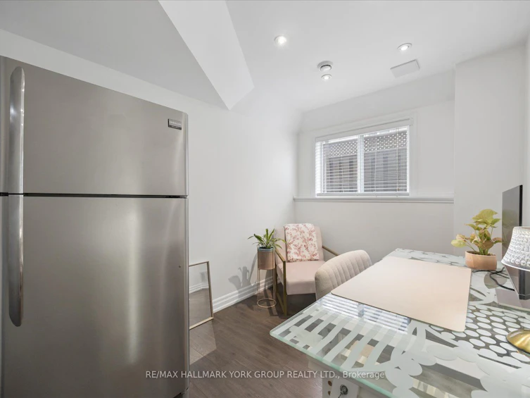 74 Wrendale Crescent, Georgina, ON, L4P 4C7 - 37
