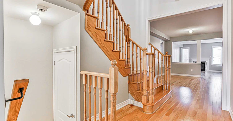 24 Applegate Drive, East Gwillimbury, ON, L9N 0R2 - 11