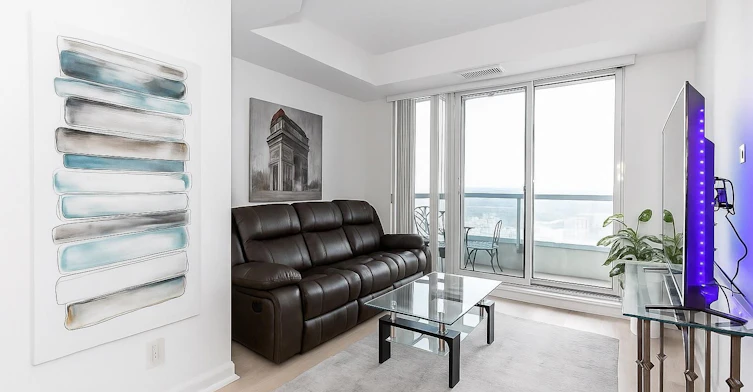 2213-9201 Yonge Street E, Richmond Hill, ON, L4C 1H9