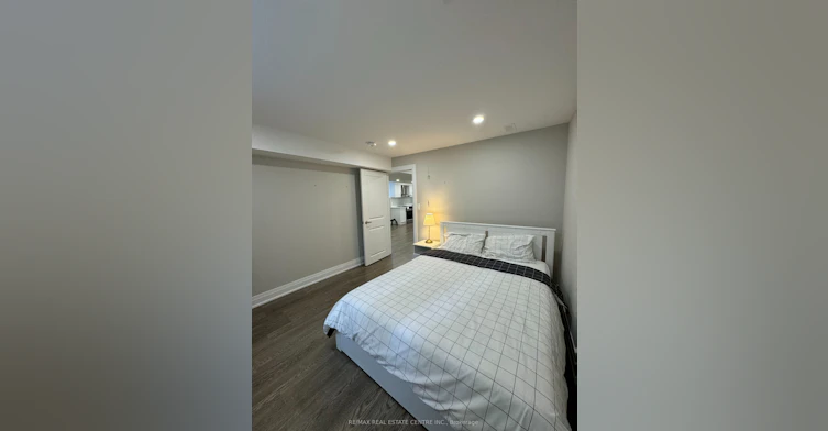 15 Cranbrook Crescent, Vaughan, ON, L4H 4H5 - 9