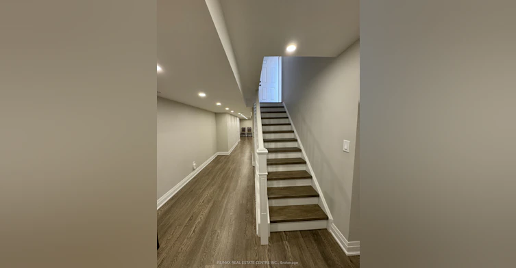 15 Cranbrook Crescent, Vaughan, ON, L4H 4H5 - 2