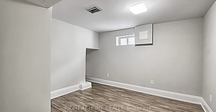 lower-167 Septonne Avenue, Newmarket, ON, L3Y 2W4 - 5