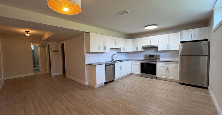 15B Aurora Heights Drive, Aurora, ON, L4G 2W3 - 3