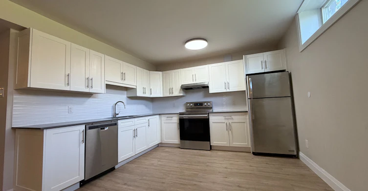 15B Aurora Heights Drive, Aurora, ON, L4G 2W3 - 4
