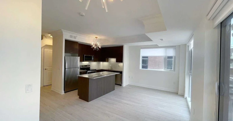 D103-5289 Highway 7 Road, Vaughan, ON, L4L 0J1 - 2