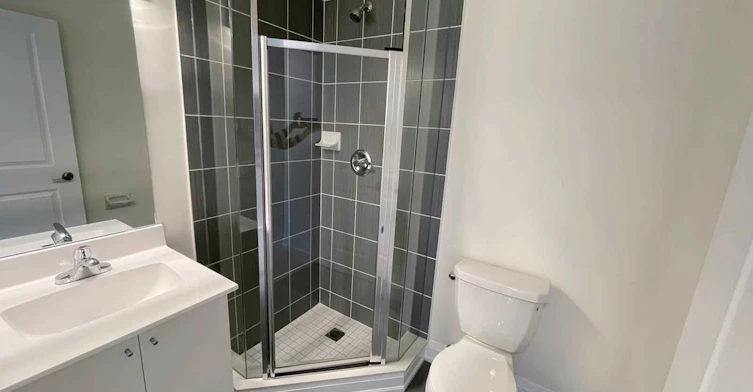 D103-5289 Highway 7 Road, Vaughan, ON, L4L 0J1 - 9