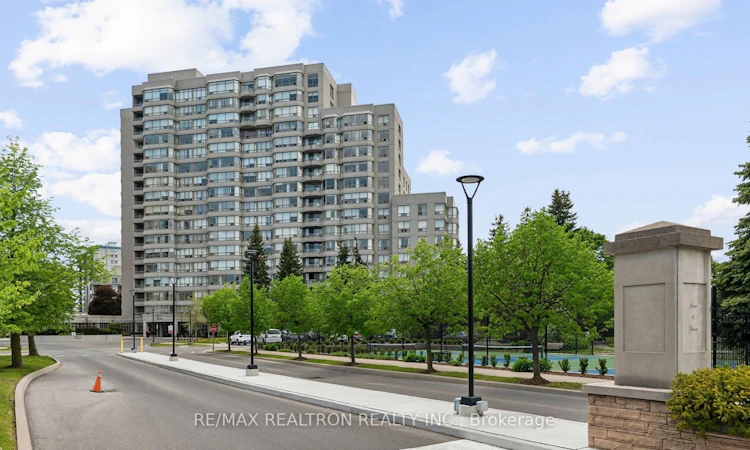 1112-7 Townsgate Drive
