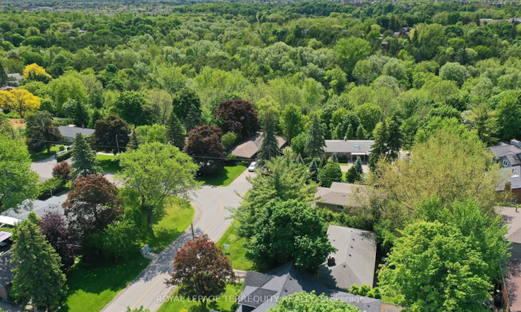 20 Paradise Avenue