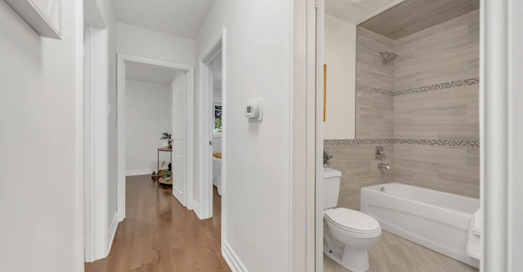 145 Willow Lane, Newmarket, ON, L3Y 4J1 - 16