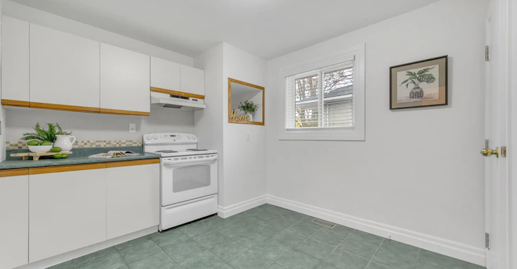 145 Willow Lane, Newmarket, ON, L3Y 4J1 - 13