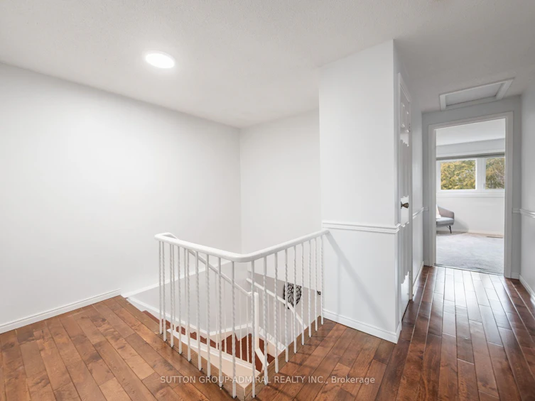 218 Mullen Drive, Vaughan, ON, L4J 2P1 - 17