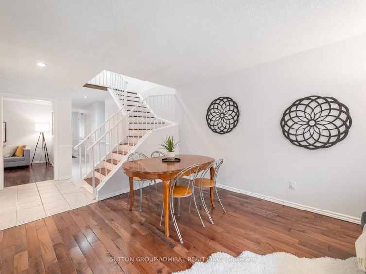 218 Mullen Drive, Vaughan, ON, L4J 2P1 - 8