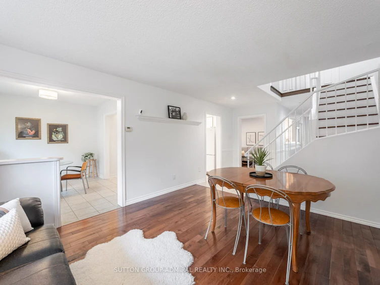 218 Mullen Drive, Vaughan, ON, L4J 2P1 - 10