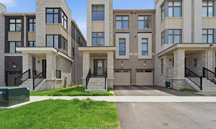 75 Puisaya Drive