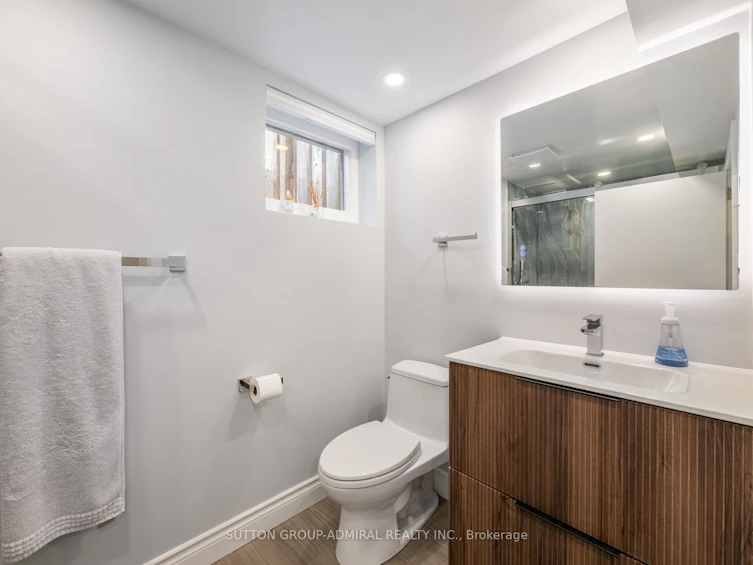 125 Laverock Avenue, Richmond Hill, ON, L4C 4J8 - 33