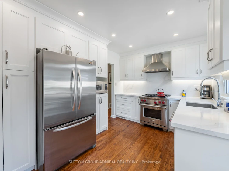 125 Laverock Avenue, Richmond Hill, ON, L4C 4J8 - 6