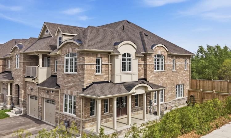 35 Cliff Thompson Court N