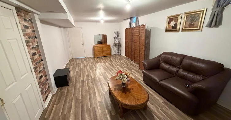 Bsmt-5 Lamar Street, Vaughan, ON, L0J 1E0