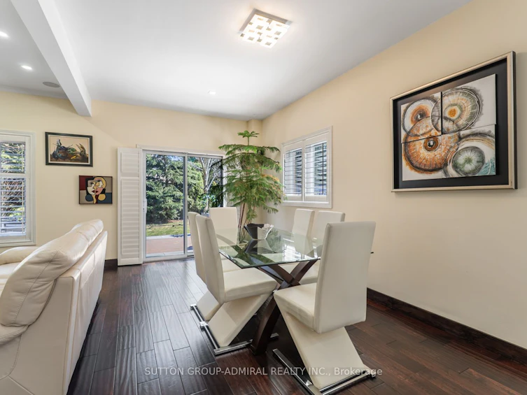 626 College Manor Drive, Newmarket, ON, L3Y 8M7 - 12