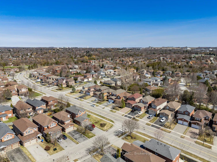 626 College Manor Drive, Newmarket, ON, L3Y 8M7 - 50