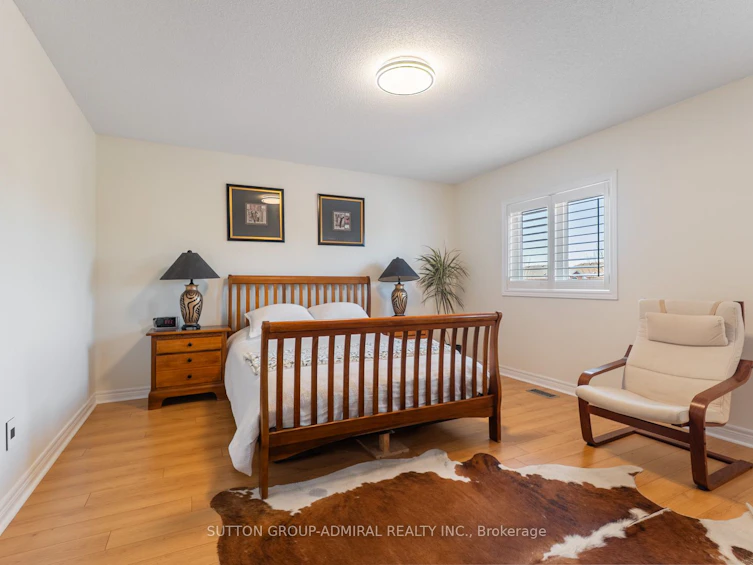 626 College Manor Drive, Newmarket, ON, L3Y 8M7 - 19
