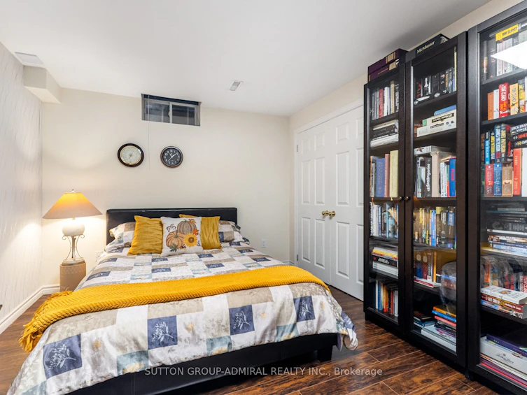 626 College Manor Drive, Newmarket, ON, L3Y 8M7 - 35