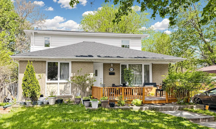 46 Collins Crescent