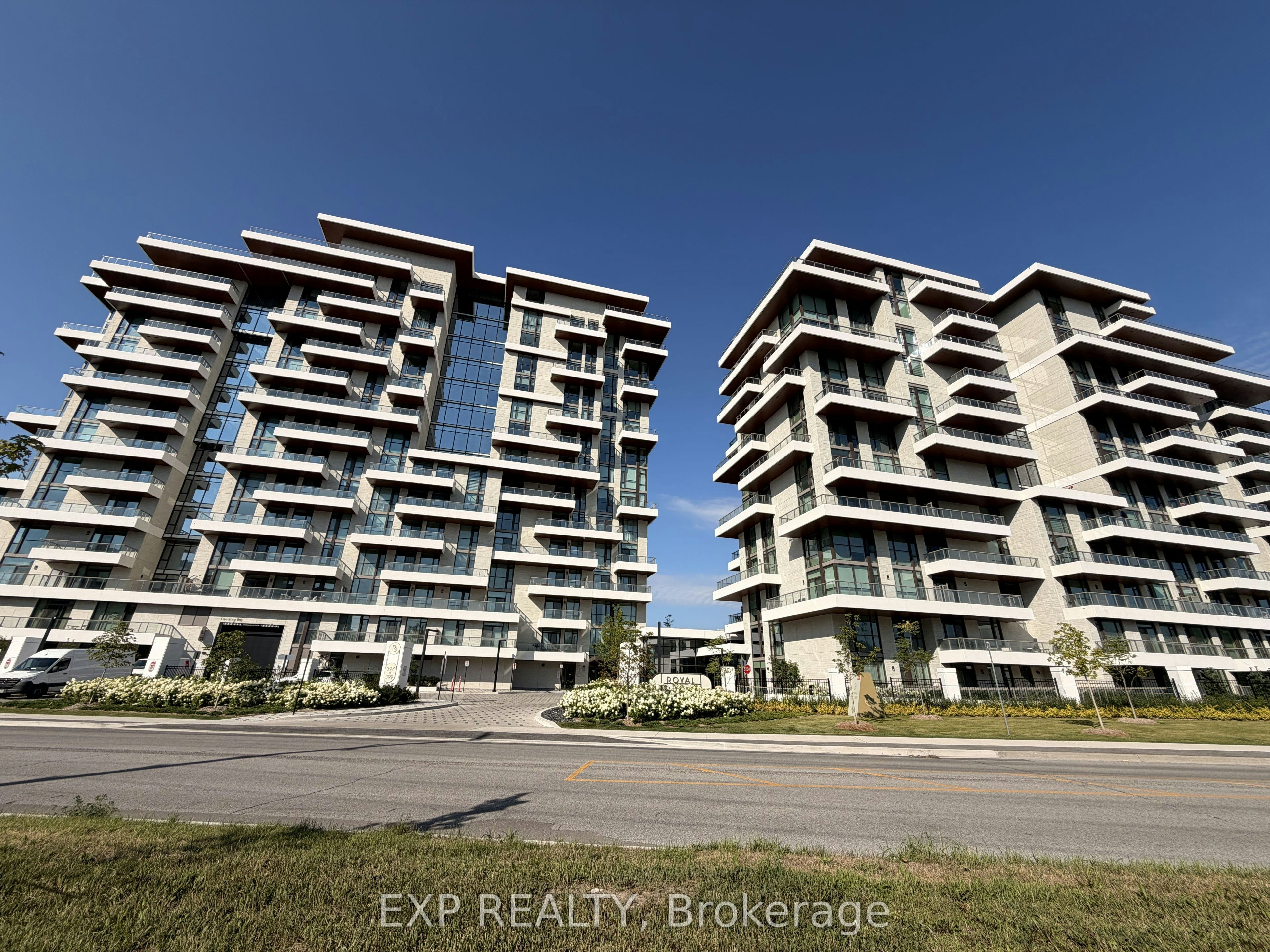 116-399 Royal Orchard Boulevard, Markham, ON, L3T 0H3