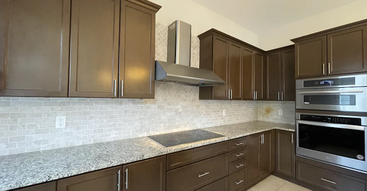 51 Gracedale Drive, Richmond Hill, ON, L4C 6S8 - 5