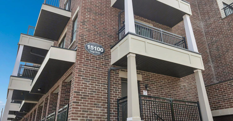206-15100 Yonge Street, Aurora, ON, L4G 4C8 - 5