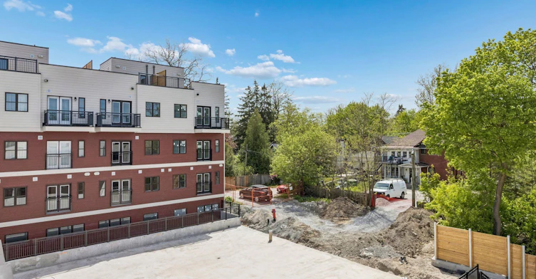 206-15100 Yonge Street, Aurora, ON, L4G 4C8 - 48