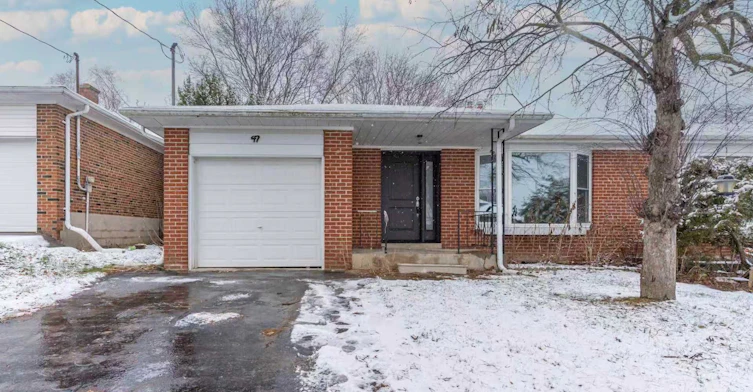 Main-47 Sherwood Forest Drive, Markham, ON, L3P 1P5