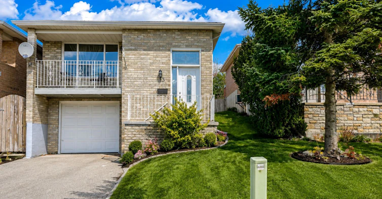 13 Turner Court S, Bradford West Gwillimbury, ON, L3Z 2W3