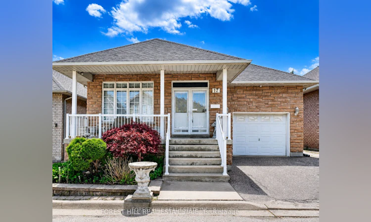 17 Amalfi Court