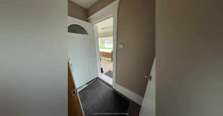 2-50 Middle Street, Georgina, ON, L0E 1R0 - 6