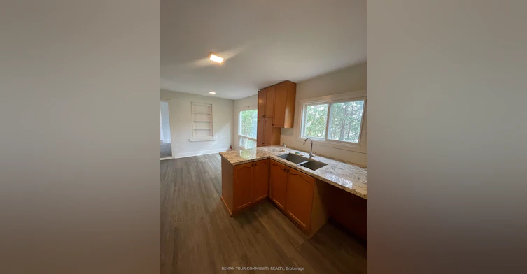 2-50 Middle Street, Georgina, ON, L0E 1R0 - 12