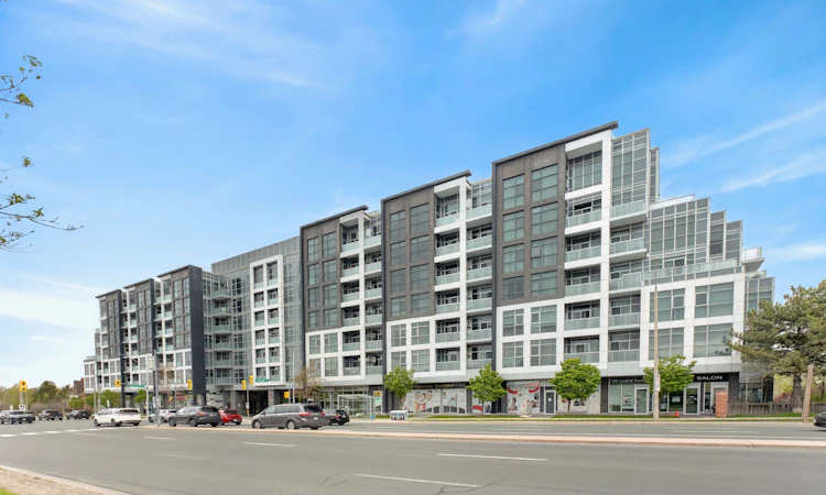 221-8763 Bayview Avenue