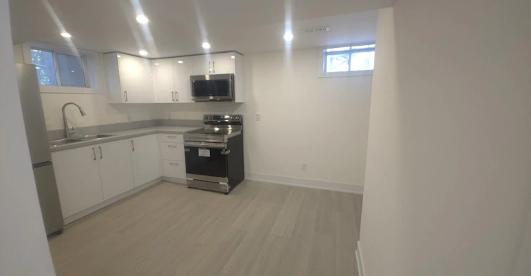 Bsmt-13 Spring Street, Whitchurch-Stouffville, ON, L4A 7X1 - 8