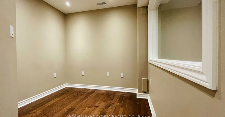 Lower-110A Bond Crescent, Richmond Hill, ON, L4E 3L1 - 16