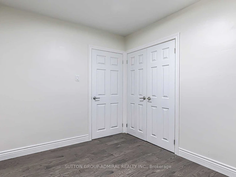 37 Newbury Drive, Newmarket, ON, L3Y 4P9 - 15