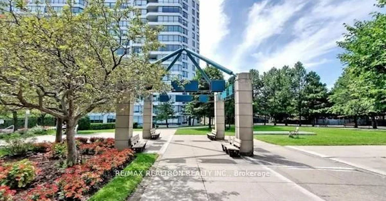 406-120 Promenade Circle, Vaughan, ON, L4J 7W9 - 39