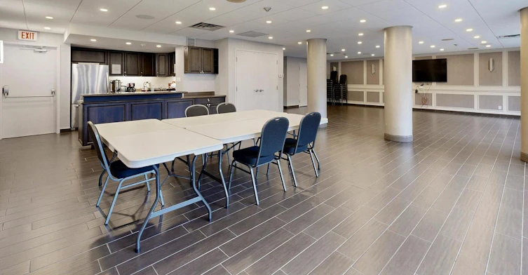 406-120 Promenade Circle, Vaughan, ON, L4J 7W9 - 33