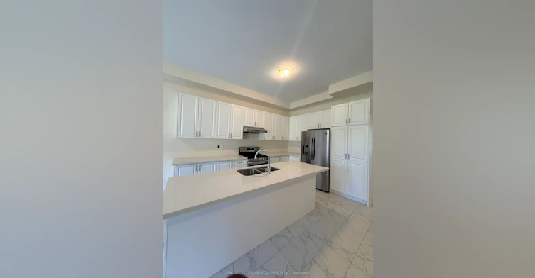 237 Danny Wheeler Boulevard, Georgina, ON, L4P 0J8 - 9