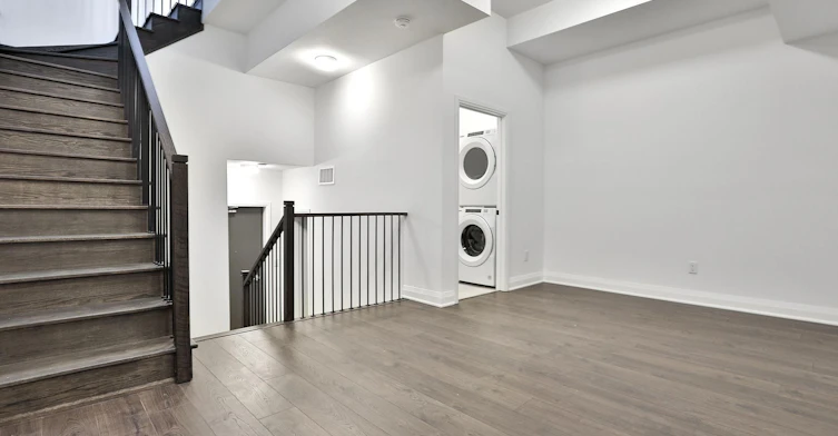 204 Atkinson Avenue, Vaughan, ON, L4J 0M1 - 16