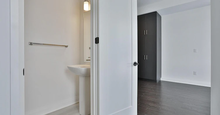 204 Atkinson Avenue, Vaughan, ON, L4J 0M1 - 14