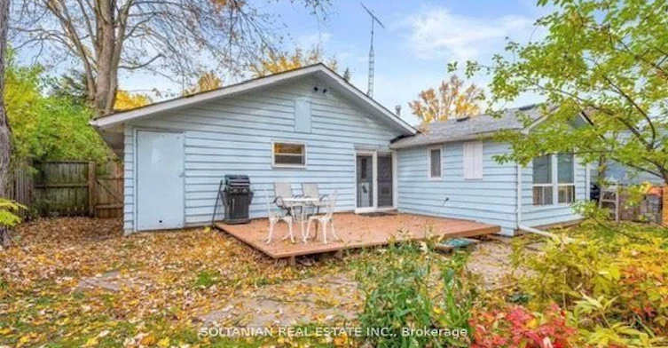 207 Bayview Avenue, Georgina, ON, L4P 2T3 - 9