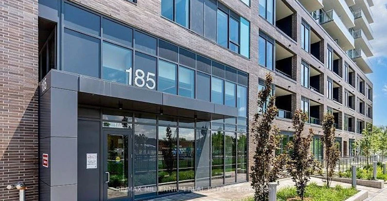 1310-185 Deerfield Road, Newmarket, ON, L3Y 0G7 - 3