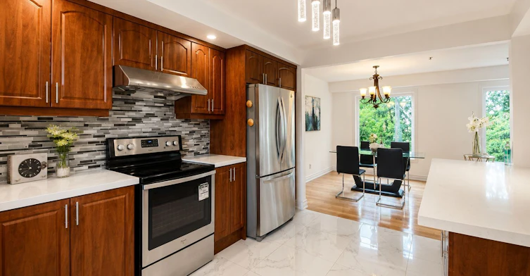 126 Simonston Boulevard, Markham, ON, L3T 4L8 - 4
